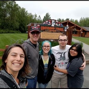 Meet your Posher, Trinity